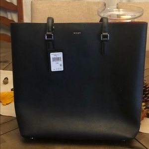 DKNY Sullivan Tote Black